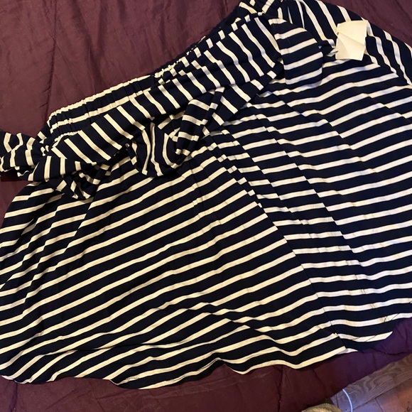 Striped Tied Mini Skirt - Picture 2 of 2